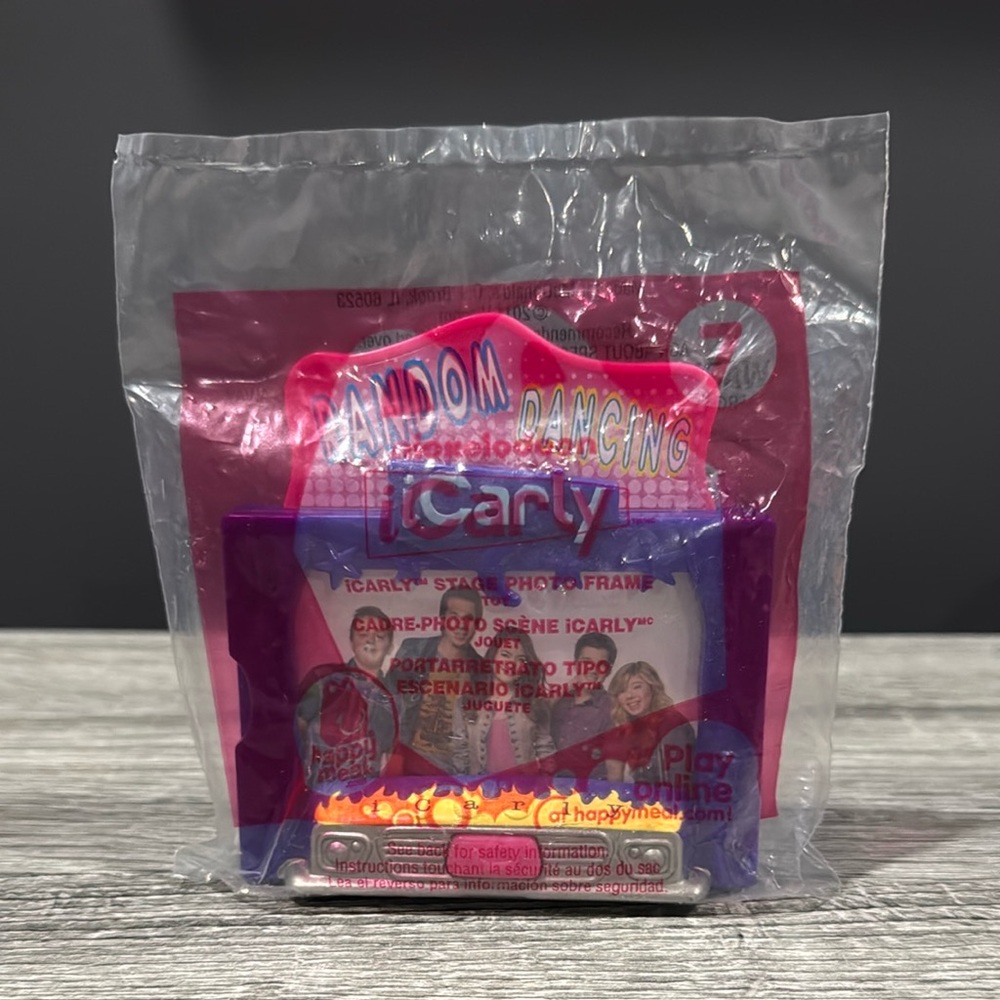 McDonald’s | iCarly #7: Stage Photo Frame - Collectible Happy Meal Toy